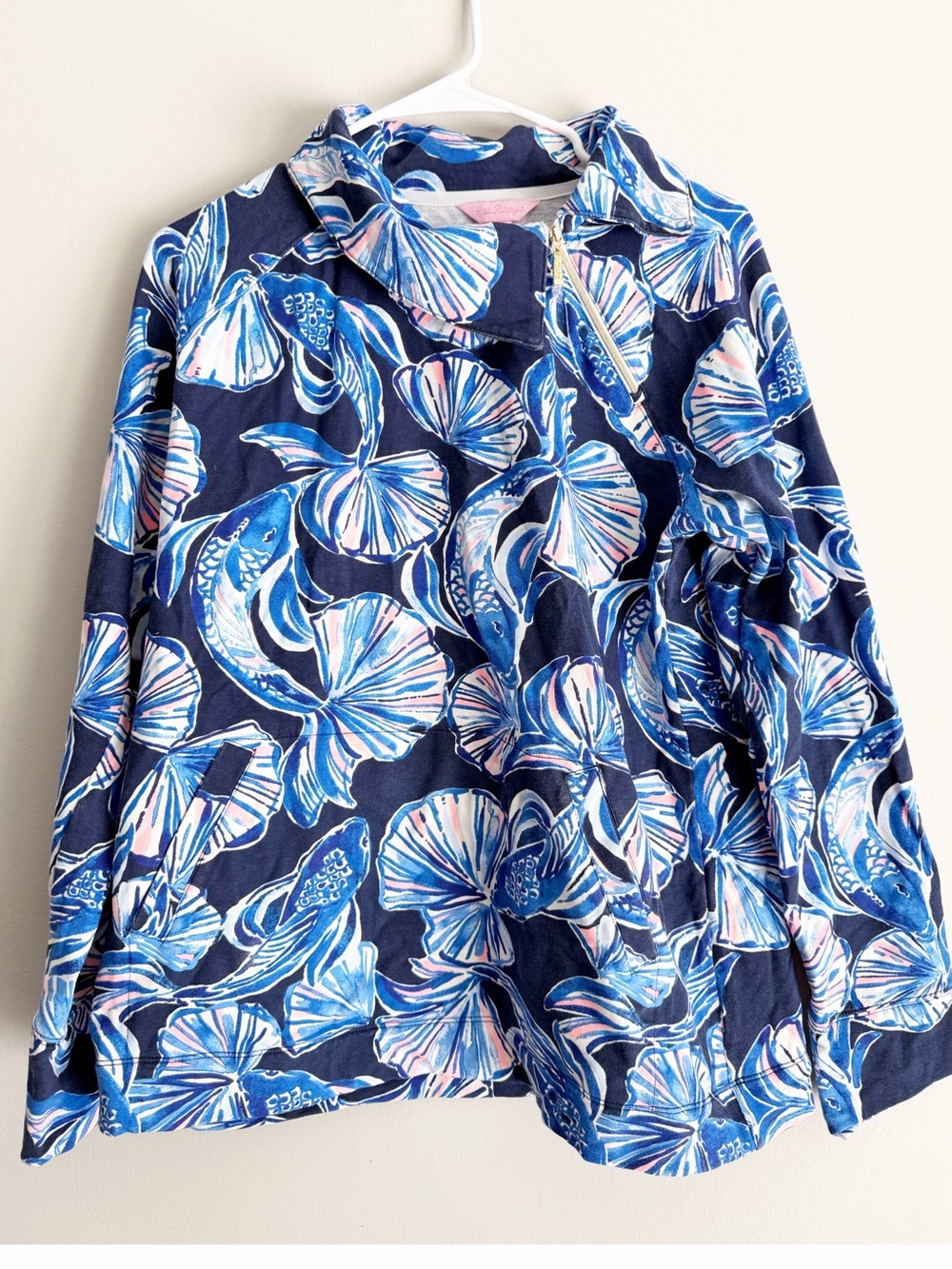 Lilly Pulitzer booker pullover in reel life size large